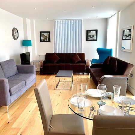 Modern London Excel 2 Bedrooms 2 Bathrooms, Parking, Kitchen, Lounge, Balcony Apartment Екстер'єр фото
