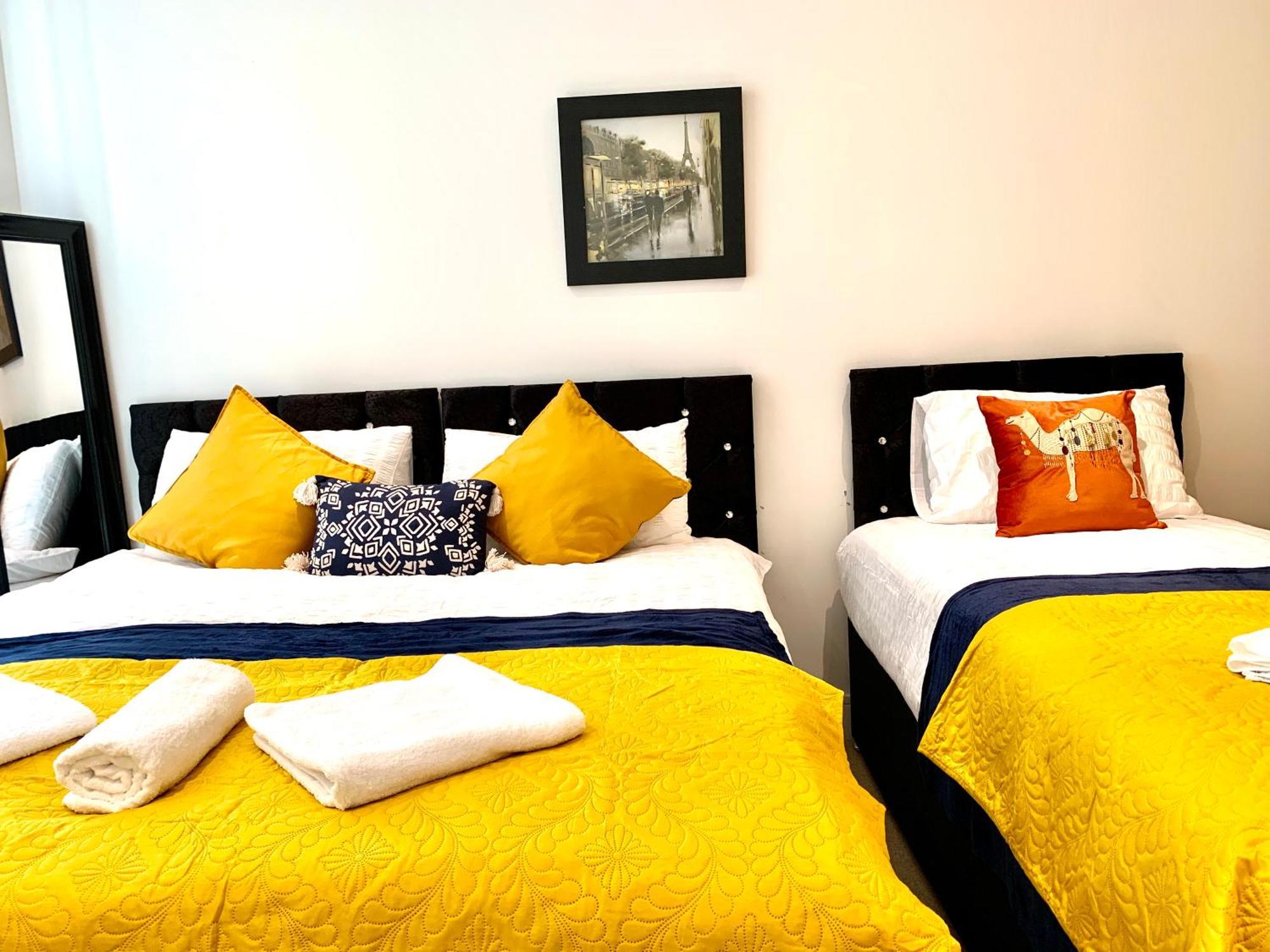 Modern London Excel 2 Bedrooms 2 Bathrooms, Parking, Kitchen, Lounge, Balcony Apartment Екстер'єр фото