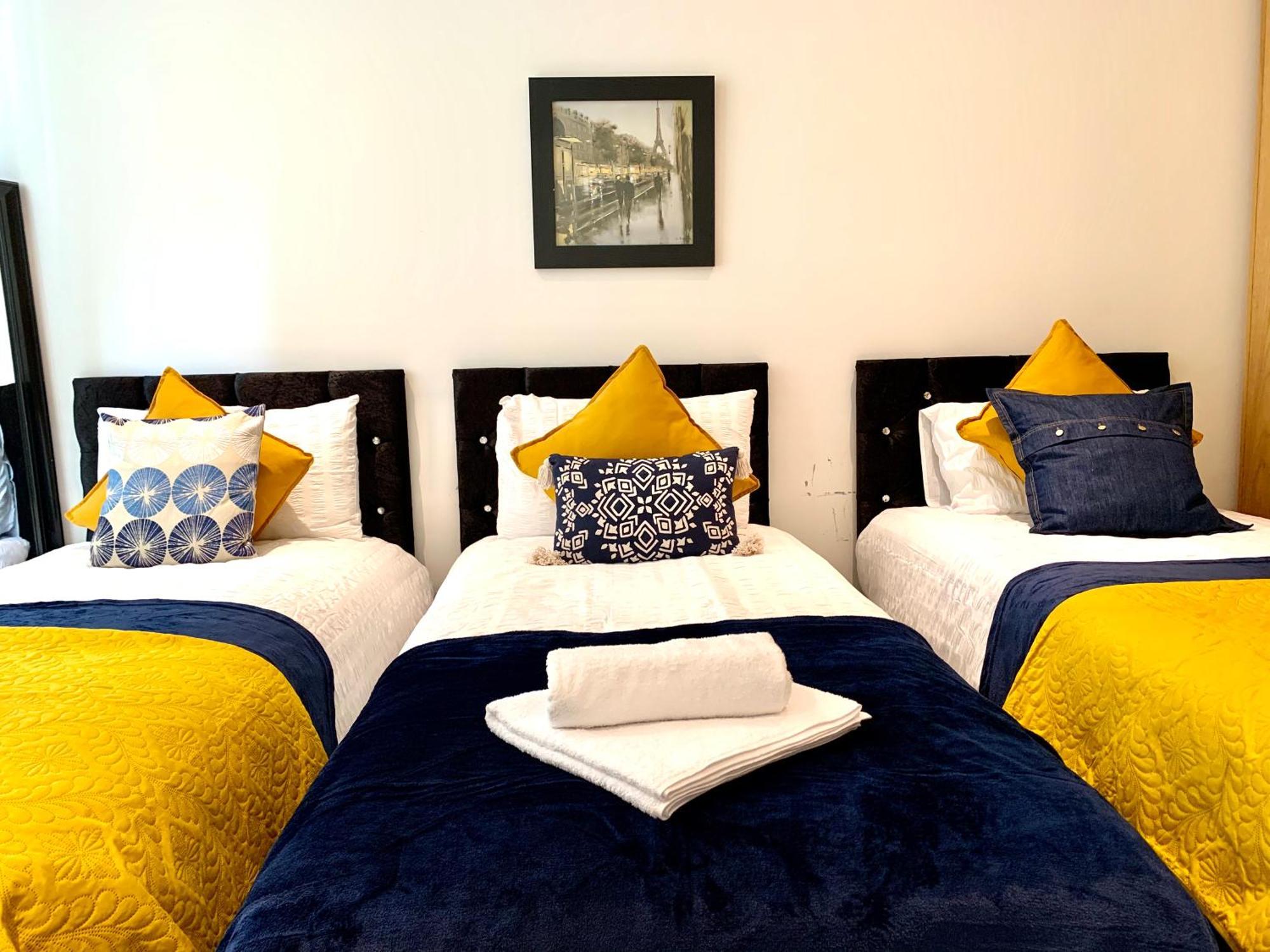 Modern London Excel 2 Bedrooms 2 Bathrooms, Parking, Kitchen, Lounge, Balcony Apartment Екстер'єр фото